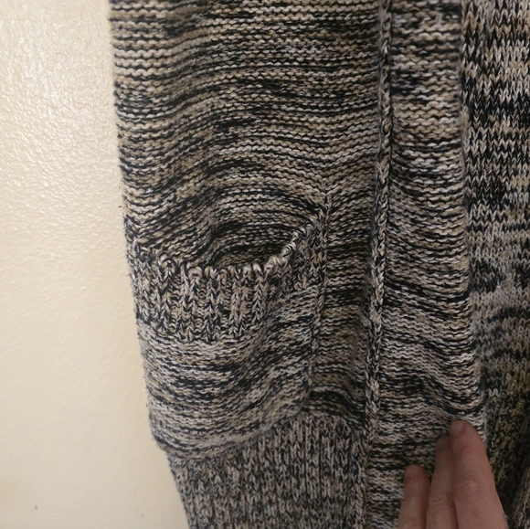 Eddie Bauer Gray and White Chunky Knit Cardigan Sweater - Picture 4 of 5